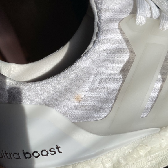 UltraBOOST triple white - Picture 10 of 11